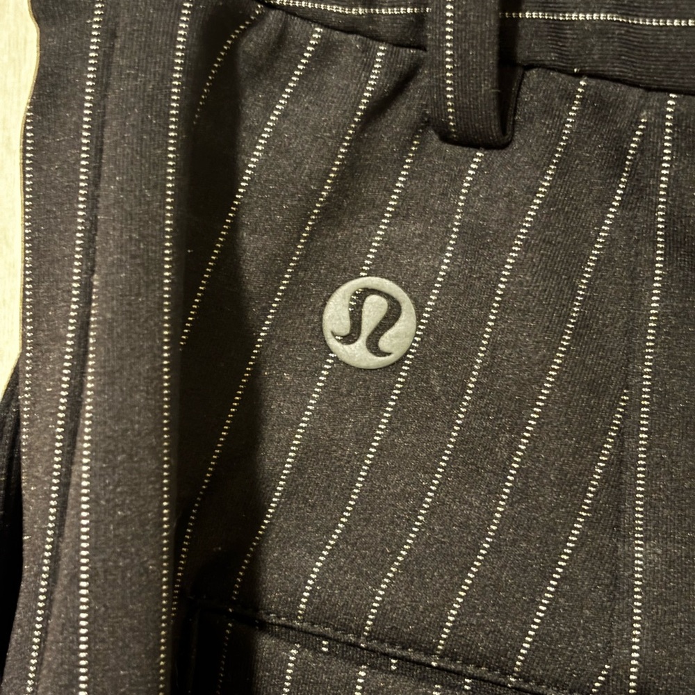 lululemon Daydrift XXS SHORT Pinstripe, sold out online*